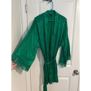 Victoria’s Secret Lace Inset Robe – Size XL/XXL – Green – Viscose Blend